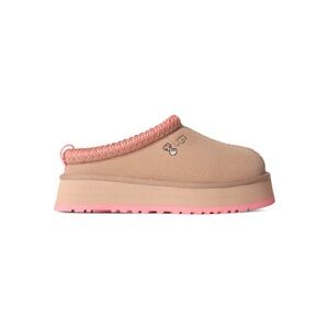 New. UGG Tazz Love ‘25 - Size 9